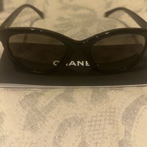 NWT Chanel‎ Black Pantos Sunglasses